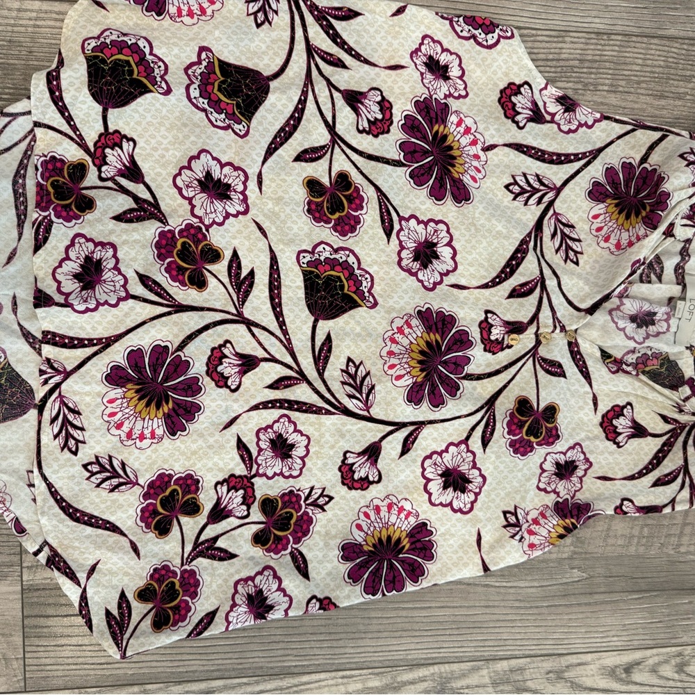 LOFT Floral Button-Down Blouse in Cream and Purple size L - Picture 2 of 4
